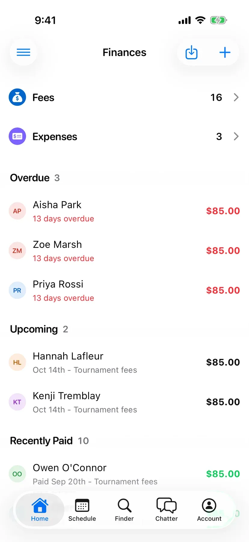 BenchApp finances screen showing fees collected and players who still owe
